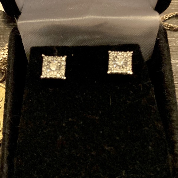 14kt. Gold Diamond Earrings Final Sale - Picture 7 of 17